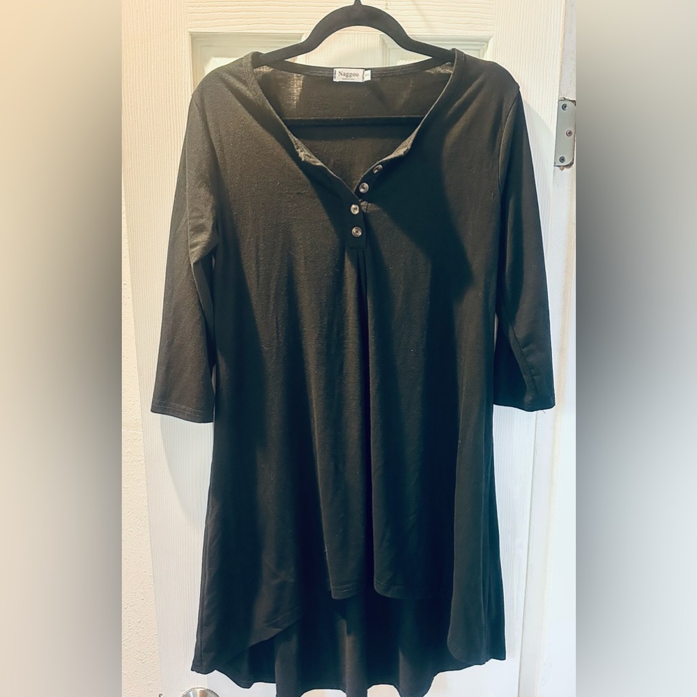 Black Women's Henley Neck 3/4 Sleeve Top